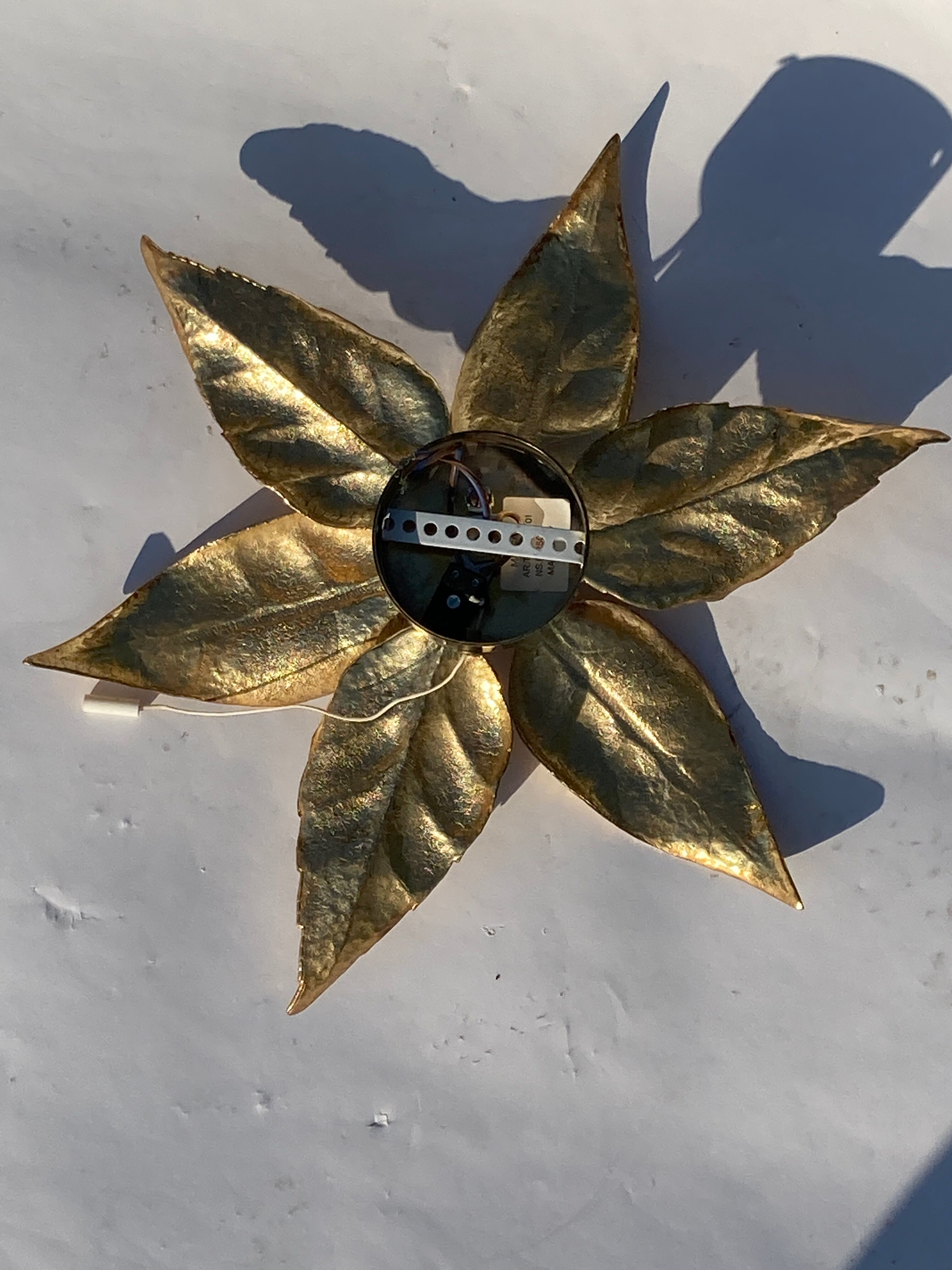 Willy Daro floral Florentine wall sconce