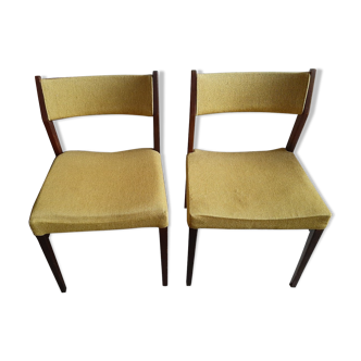 Pair of vintage chairs