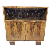 Restored Compact Art Deco Walnut Cabinet with Engraved Glass 1930s