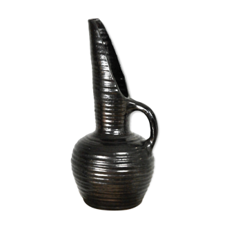 Vase by Alexander Kostanda in chamoted terracotta