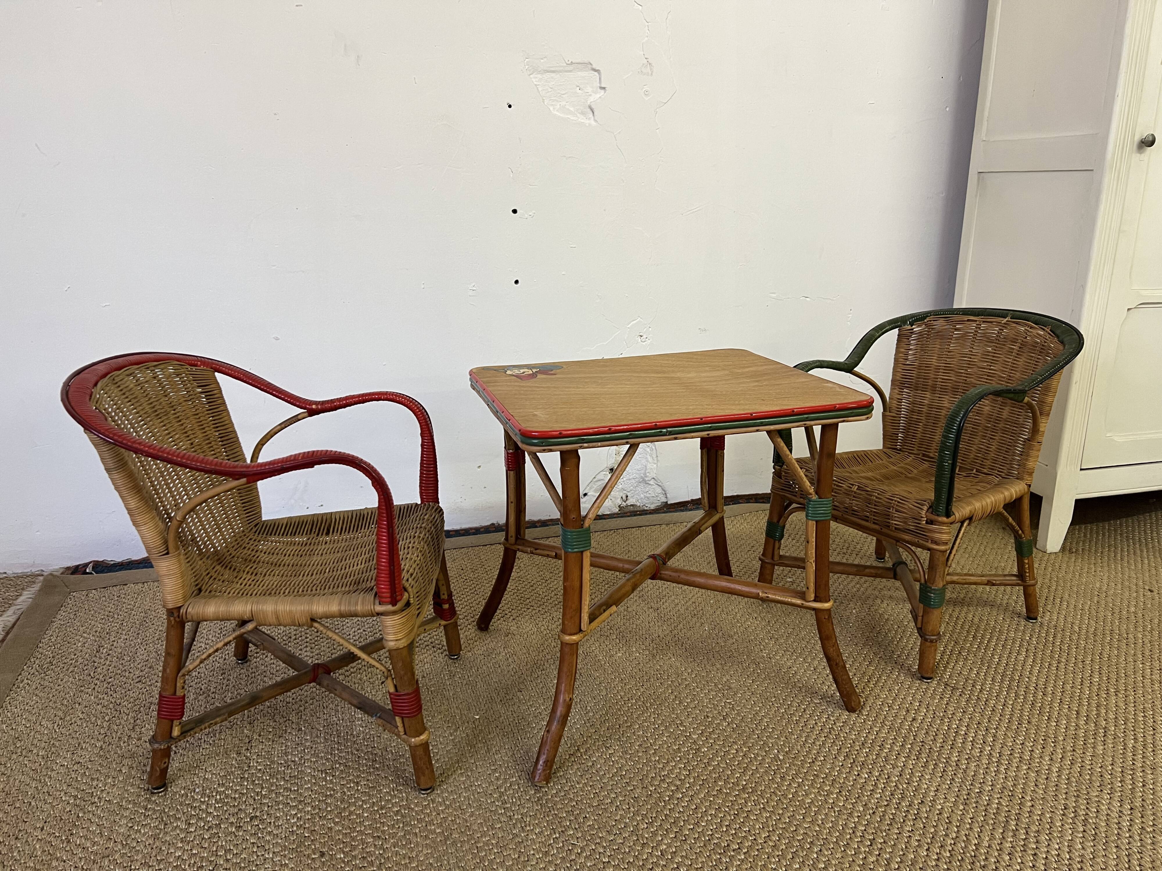 Set table and armchairs, children's rattan living room
