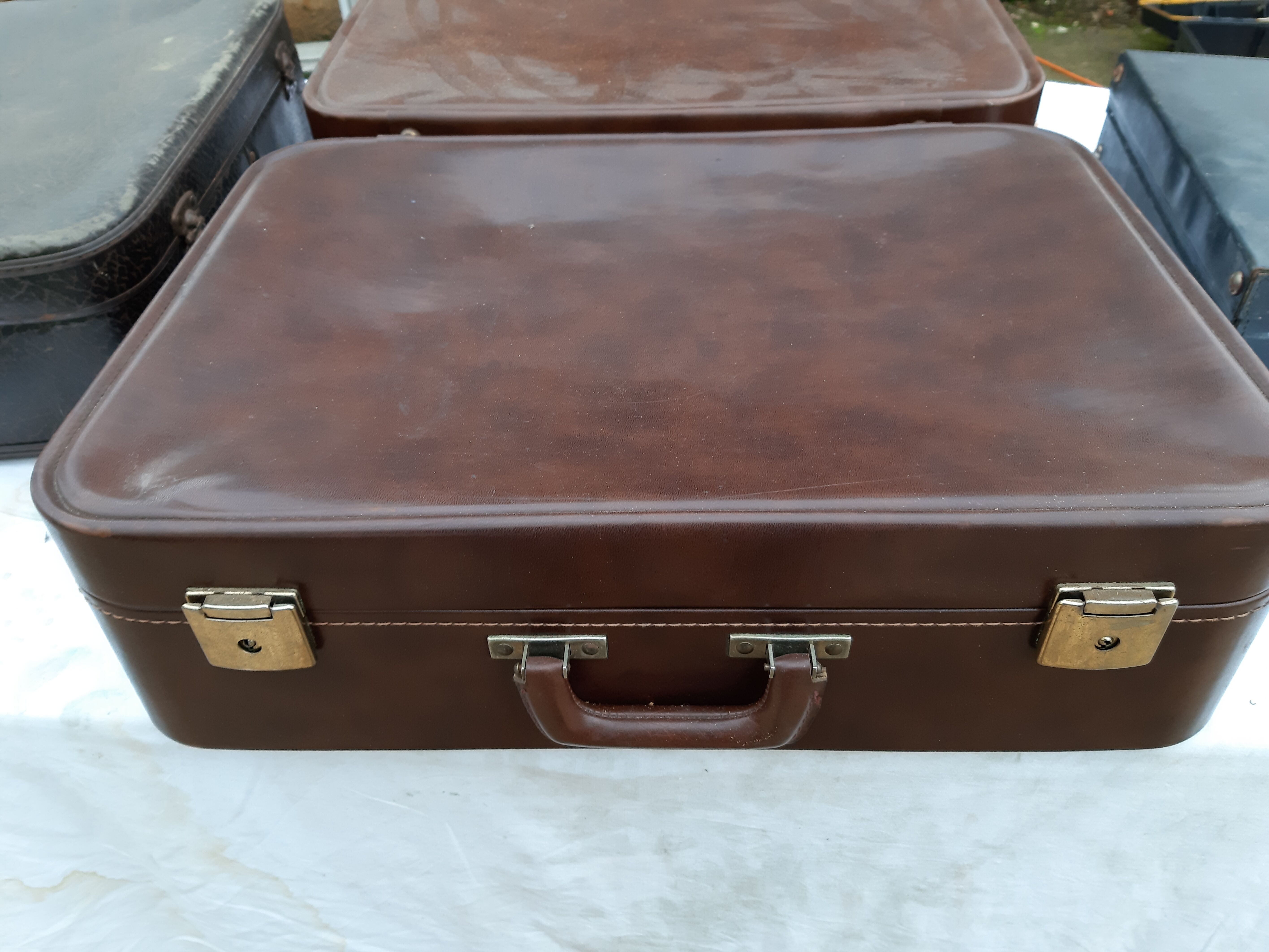 Lot de 4 valises vintage