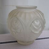 Vase en verre opaque