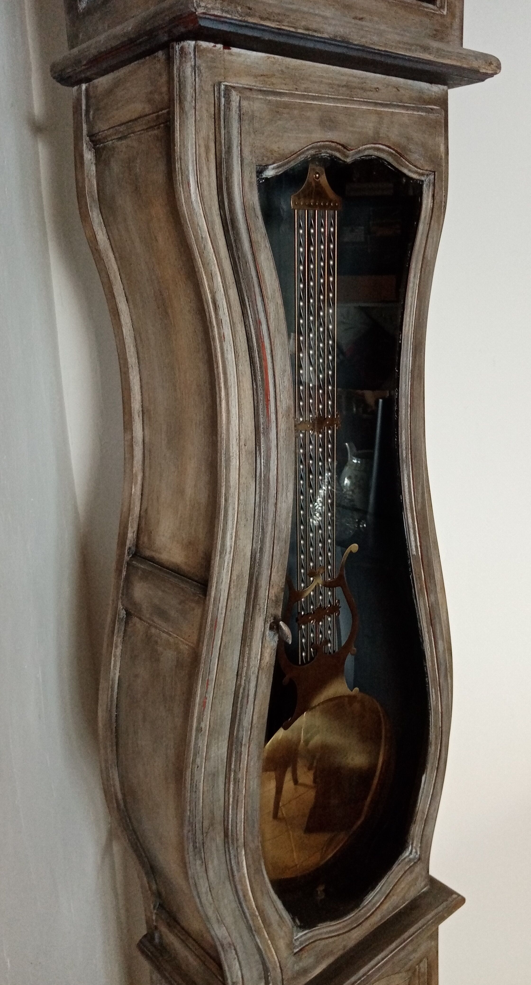 Comtoise patinated Morbier movement