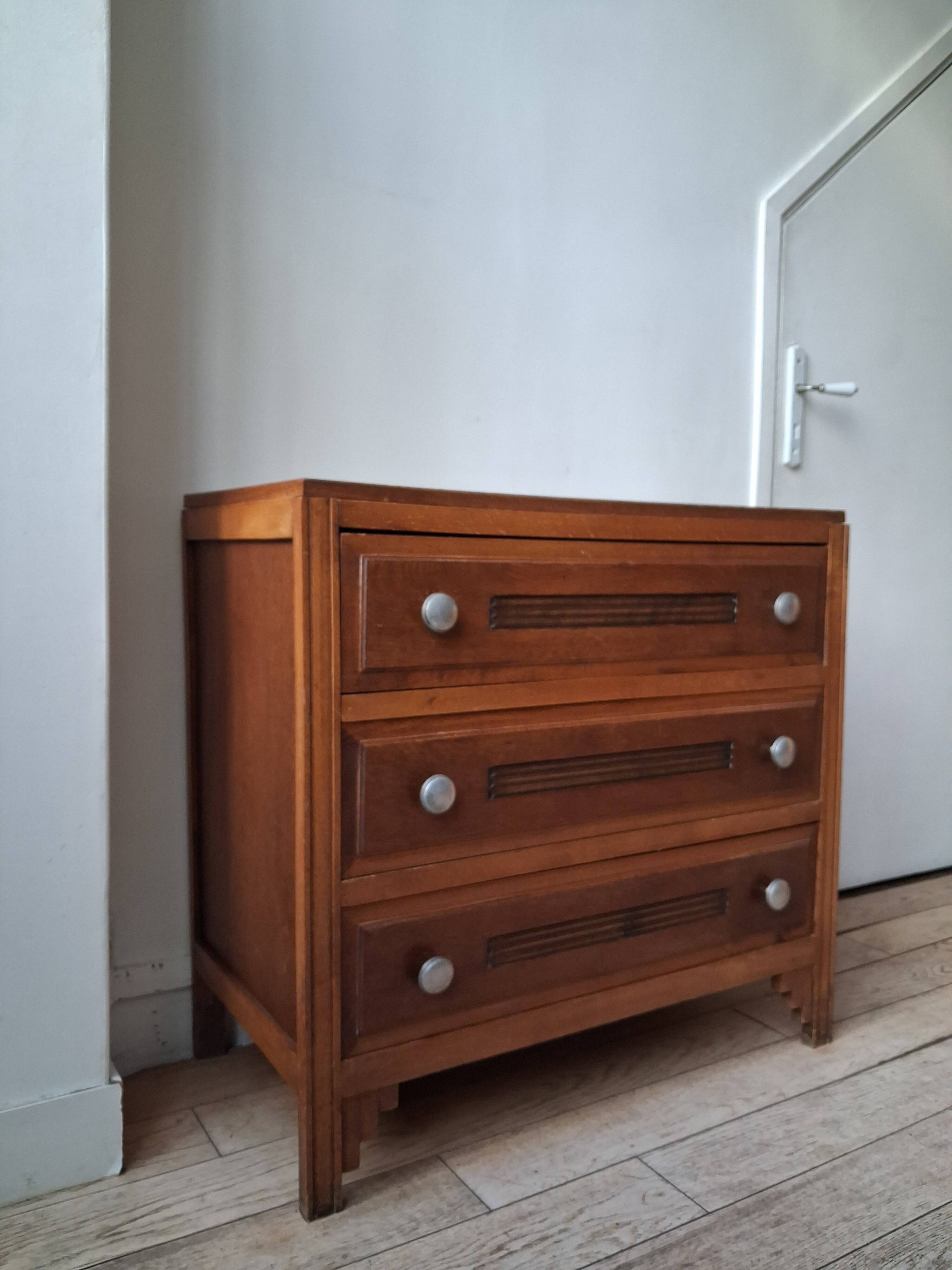 Art Deco chest of drawers