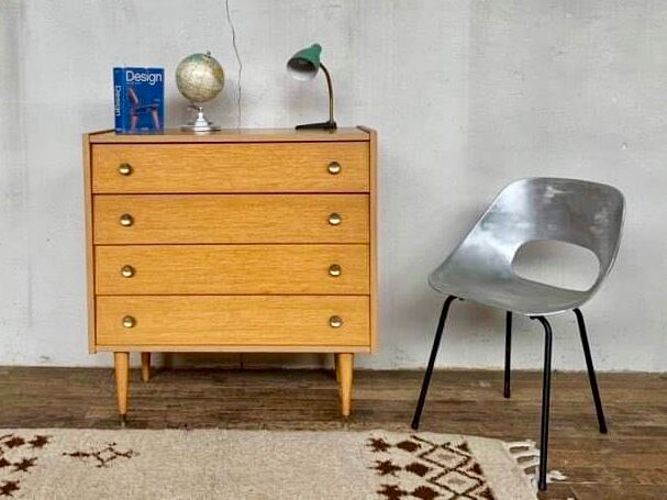 Vintage modernist light chene dresser has 4 drawers anne 1960