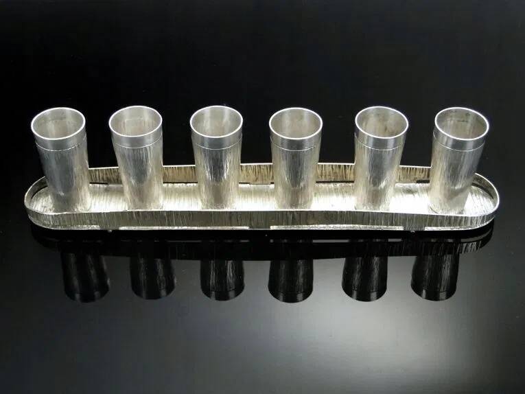 A3i imago artis glasses on a tray kraków new look