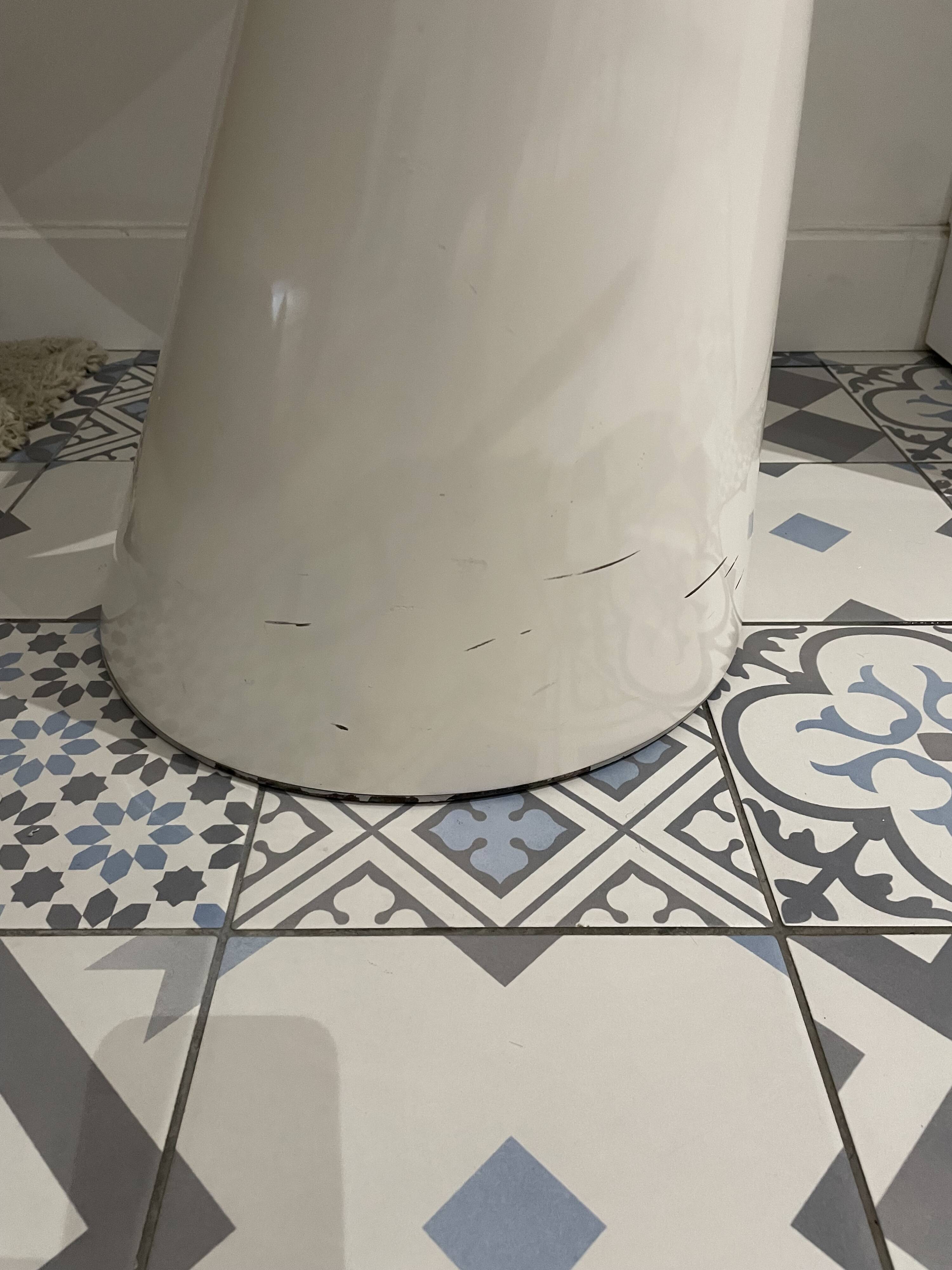 70s pedestal table