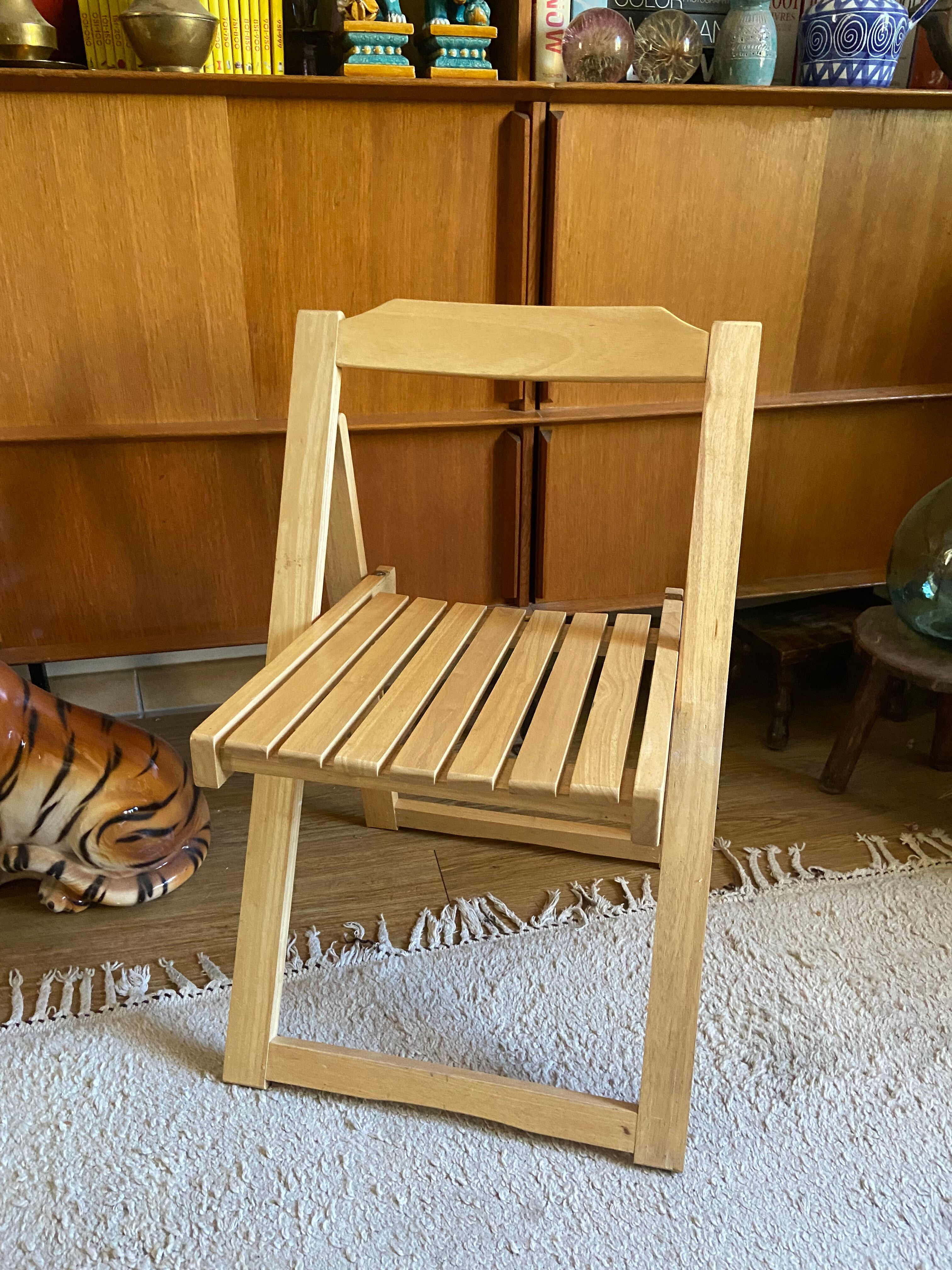 Vintage folding chair