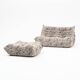 Pouf Togo et canapé 2 places tissu imprimé par Michel Ducaroy pour Ligne Roset
