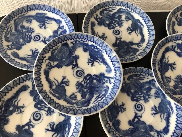 8 Japanese fine porcelain cups