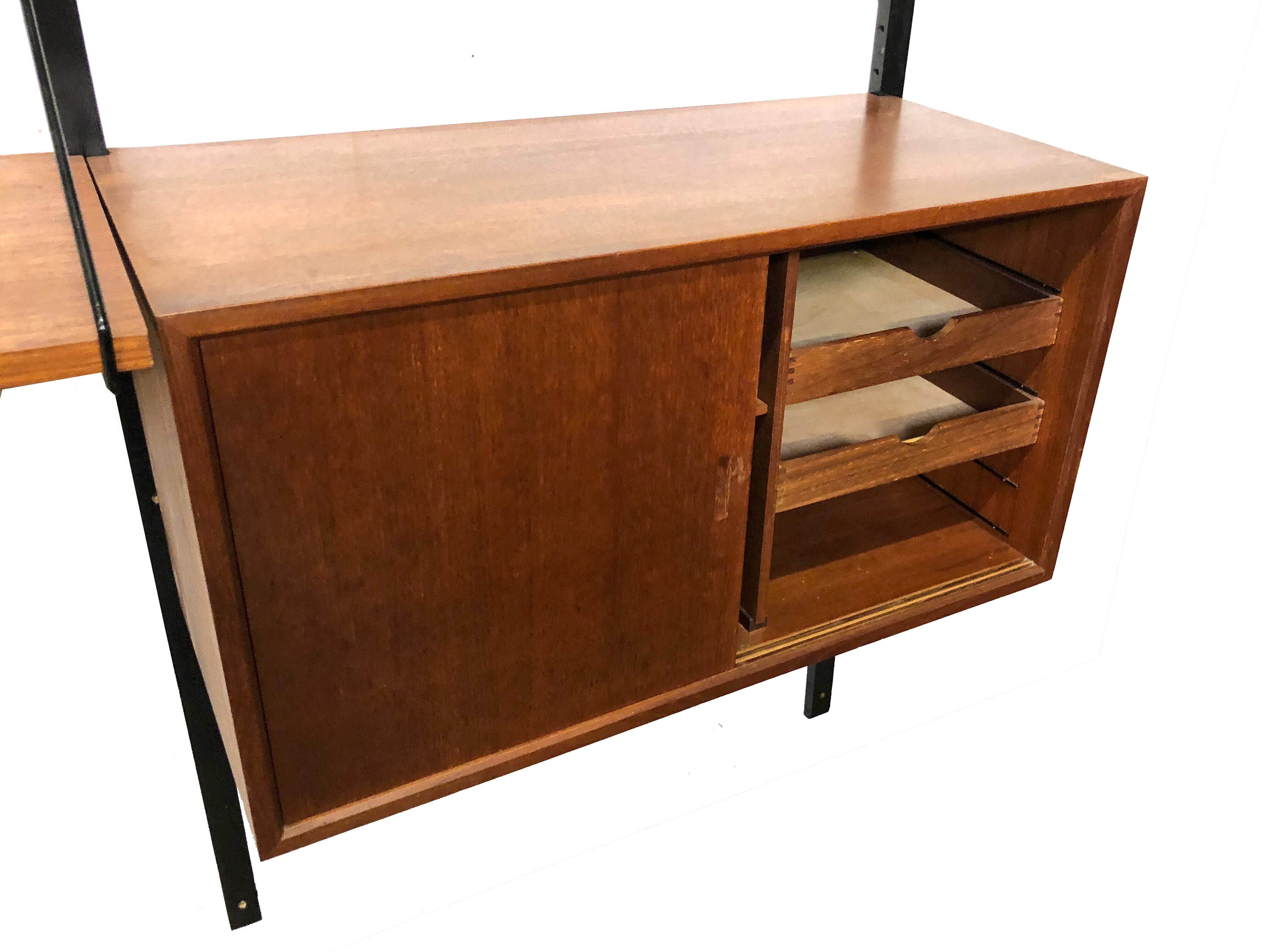 Wall shelf Poul Cadovius Royal System