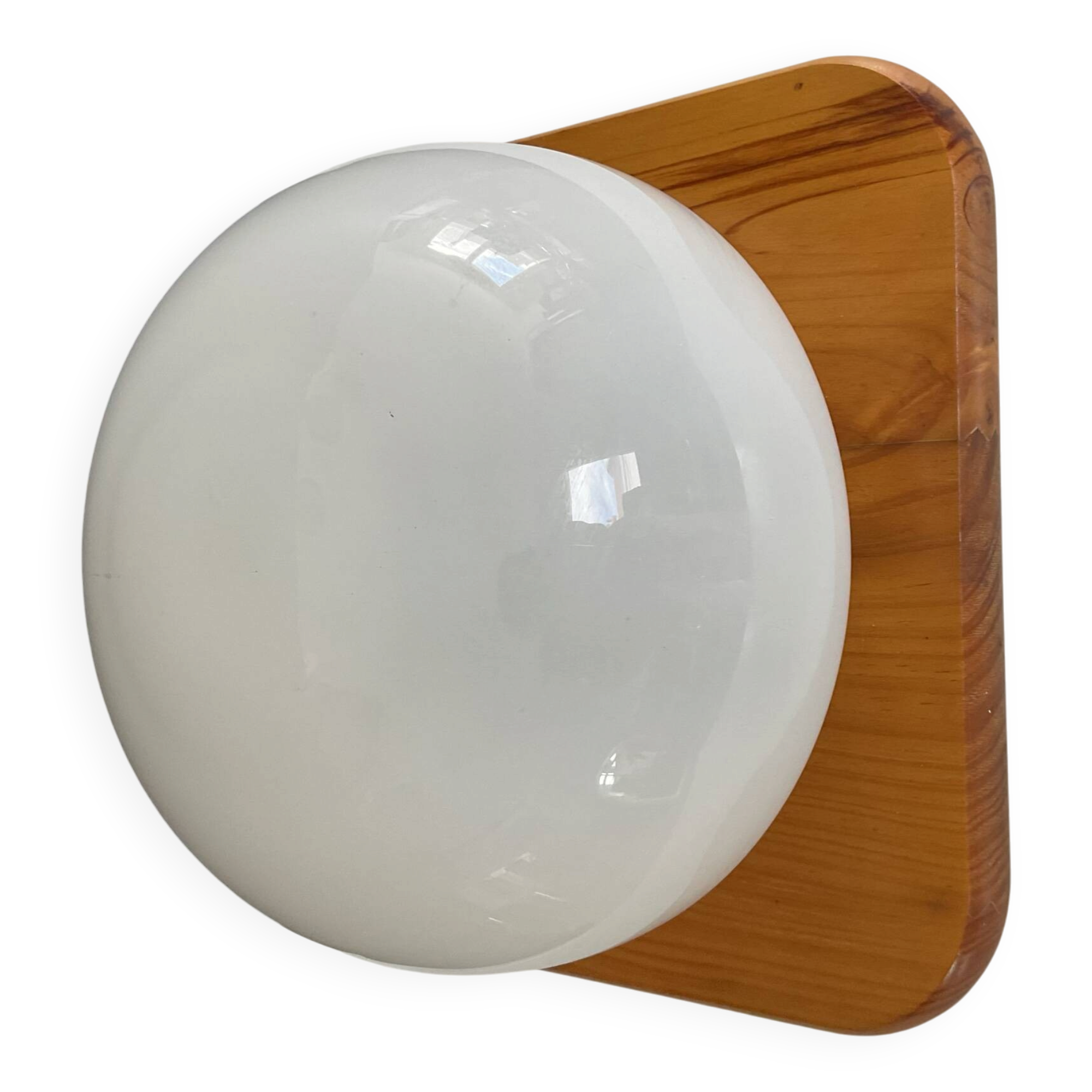 Vintage wall or ceiling light in pine and opaline.