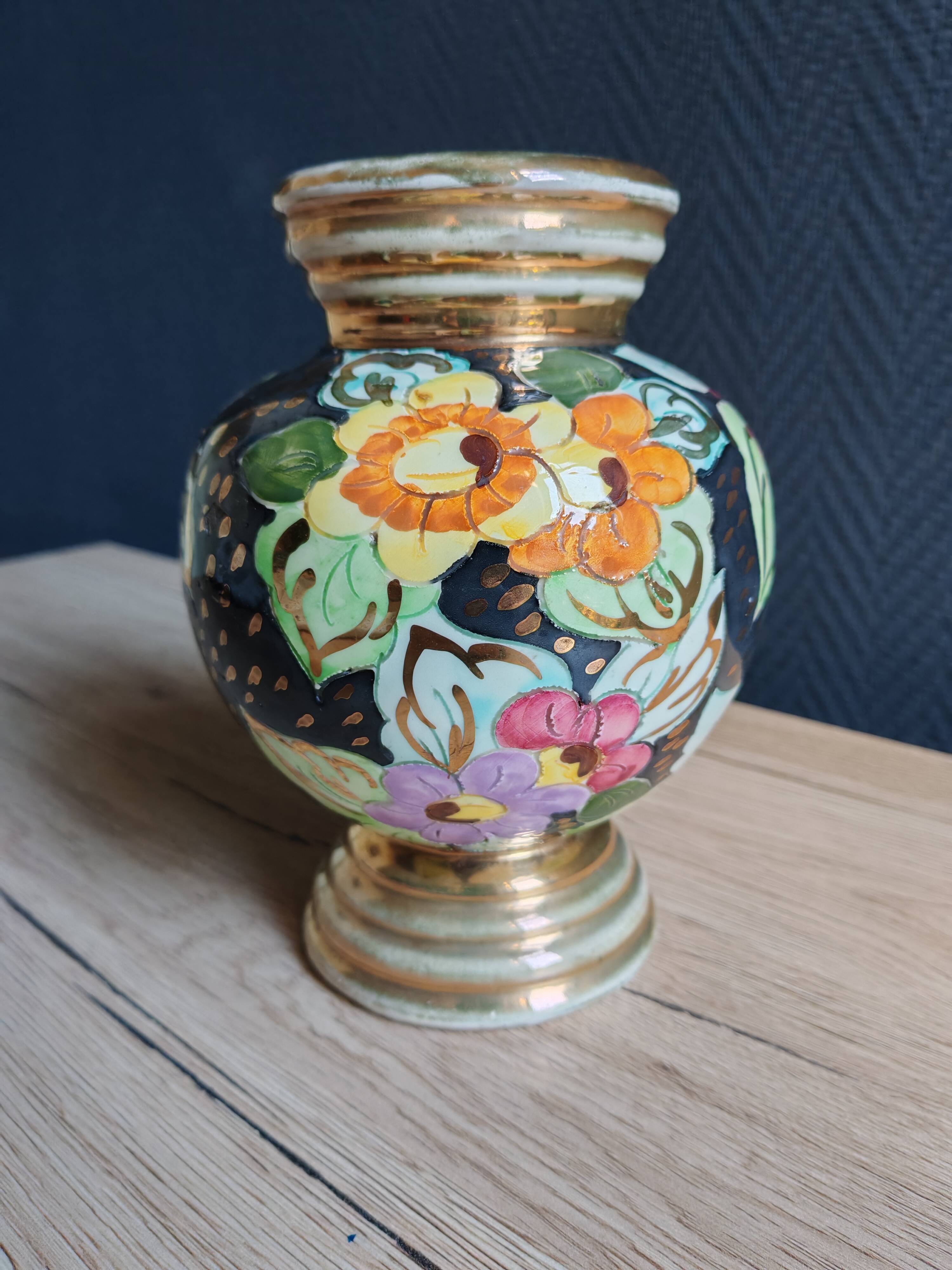 Vintage Ceramic Vase Arte Veneziana, Hand-Painted Flower Decor