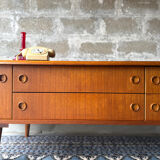 Scandinavian low sideboard in teak, 1970.