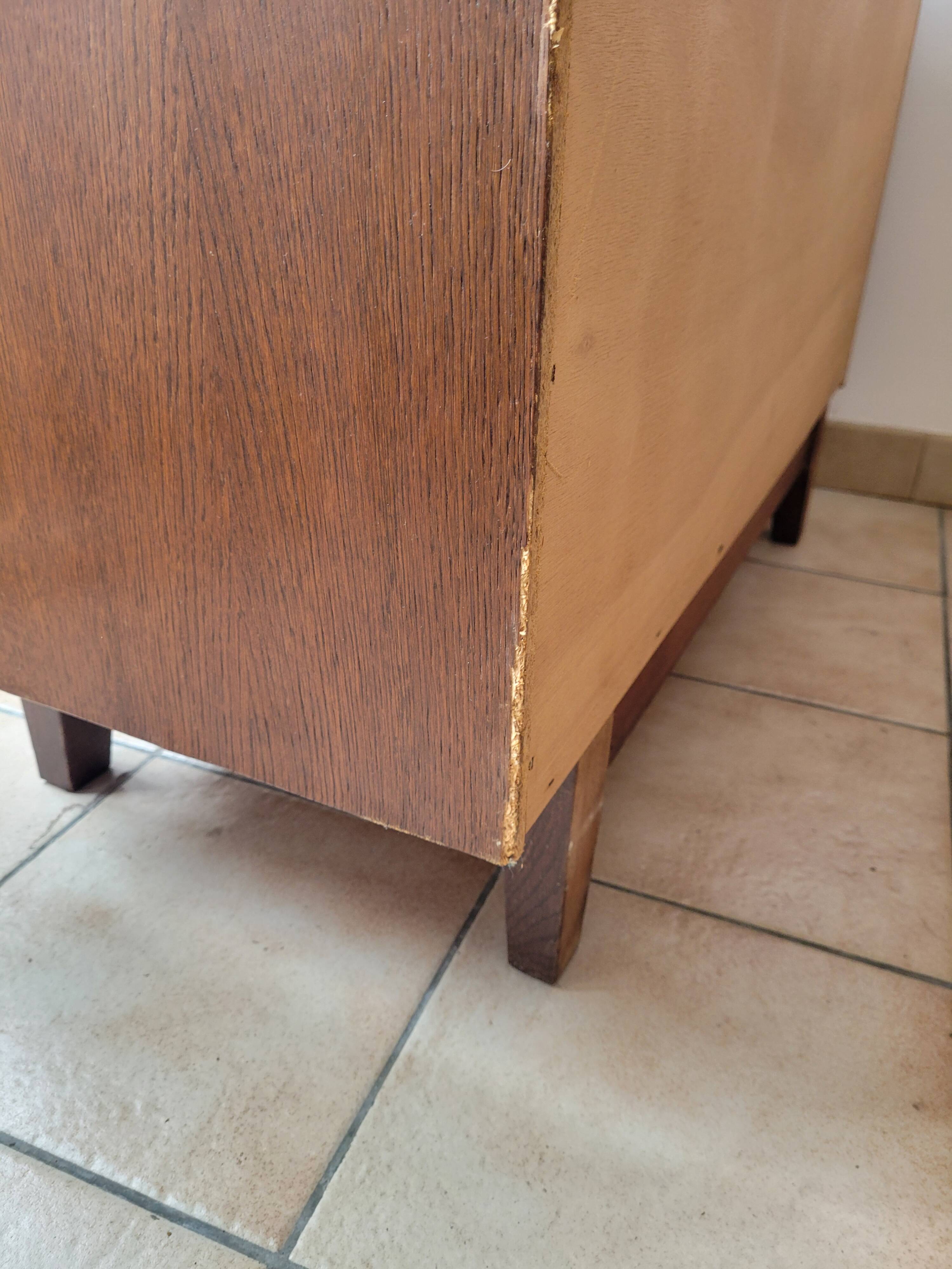 Vintage oak chest of drawers