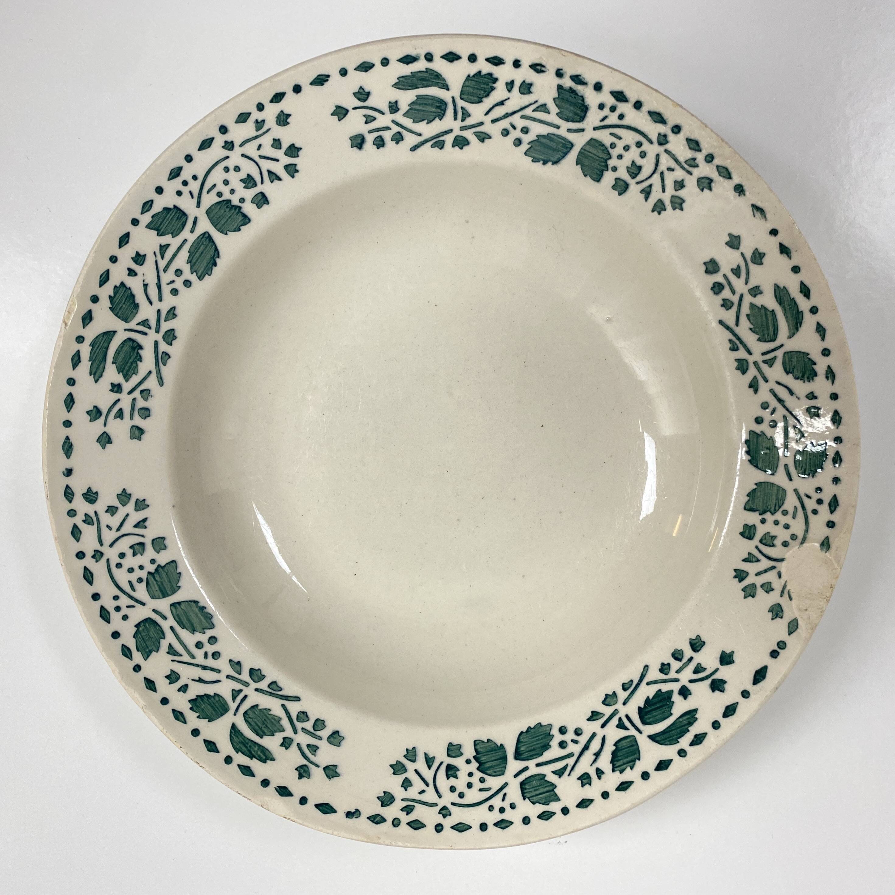 Deep plate, Terre de Fer, Choisy le roi, green stencil with leaf motif