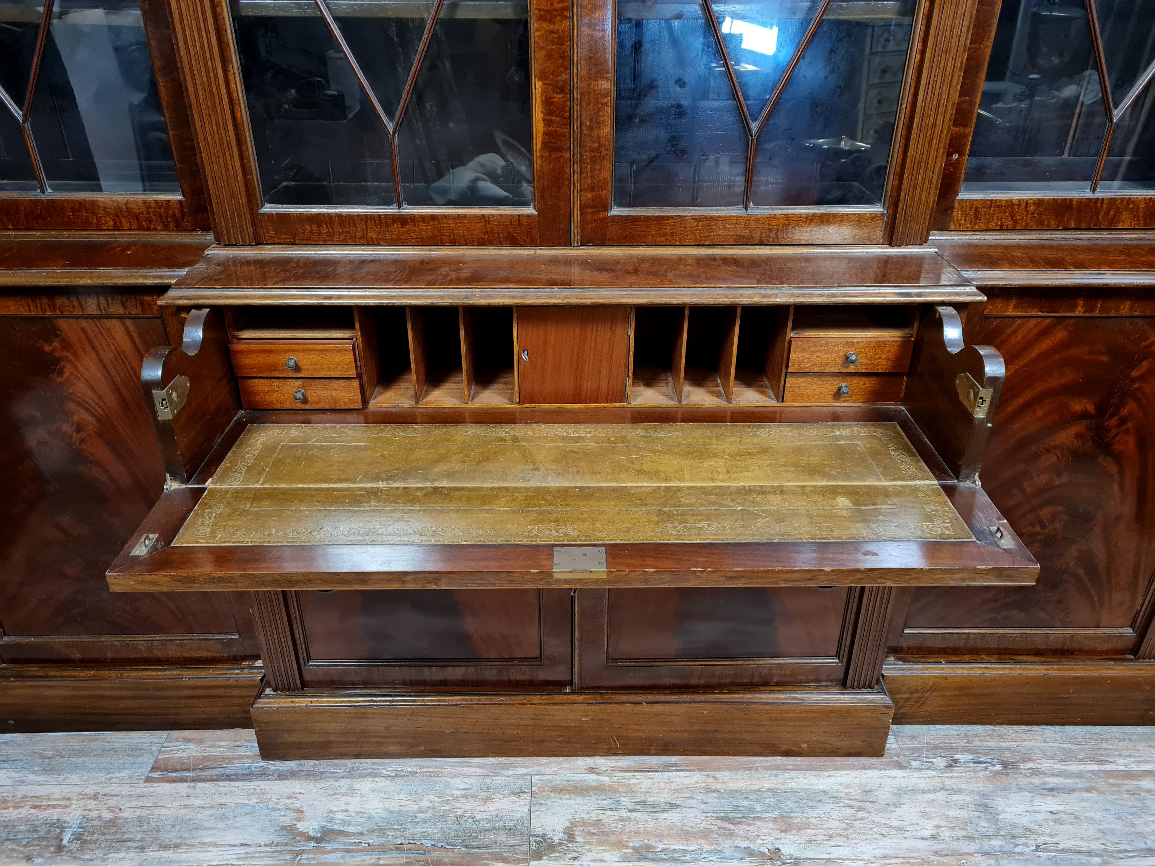Very Important library secretary a ressaut napoleon III era in mahogany around 1850