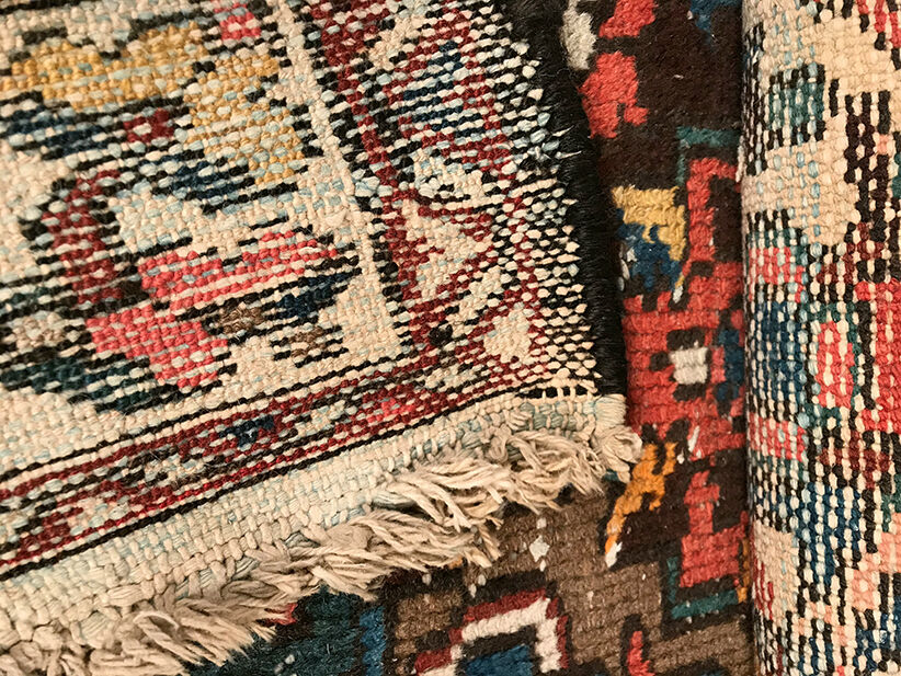 220 x 133 cm Persian wool rug
