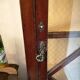 Vitrine style edouardienne en acajou