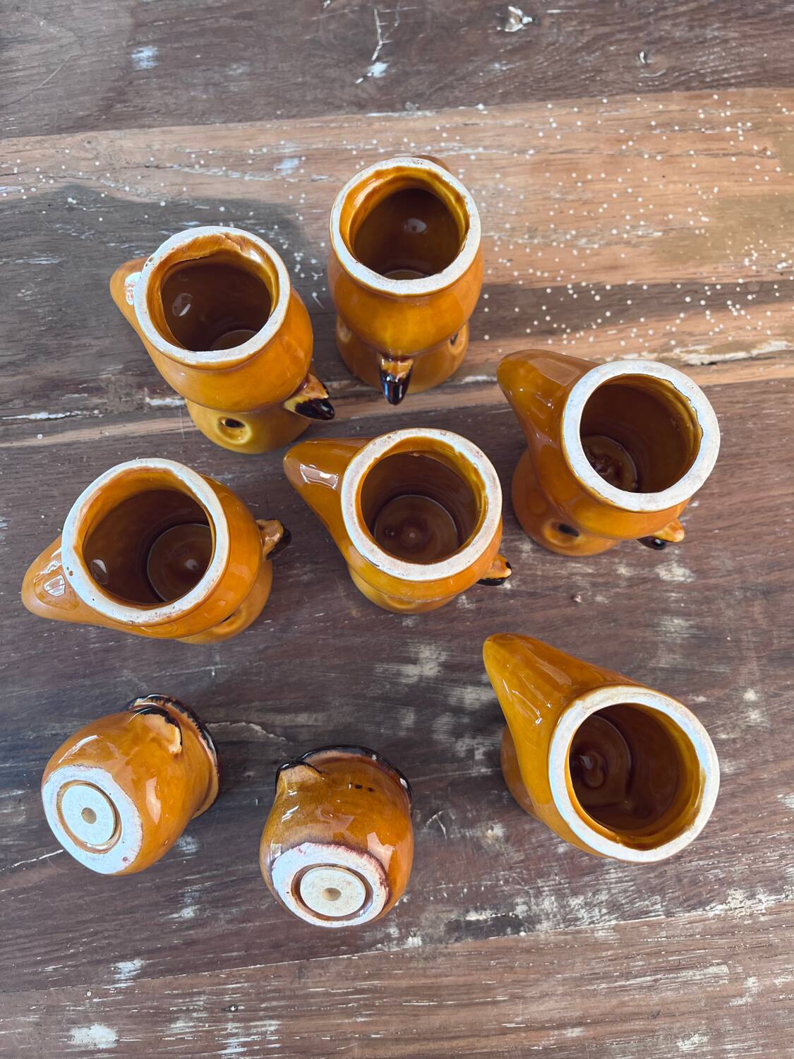 6 egg cups and 2 salt cellars from the 50s