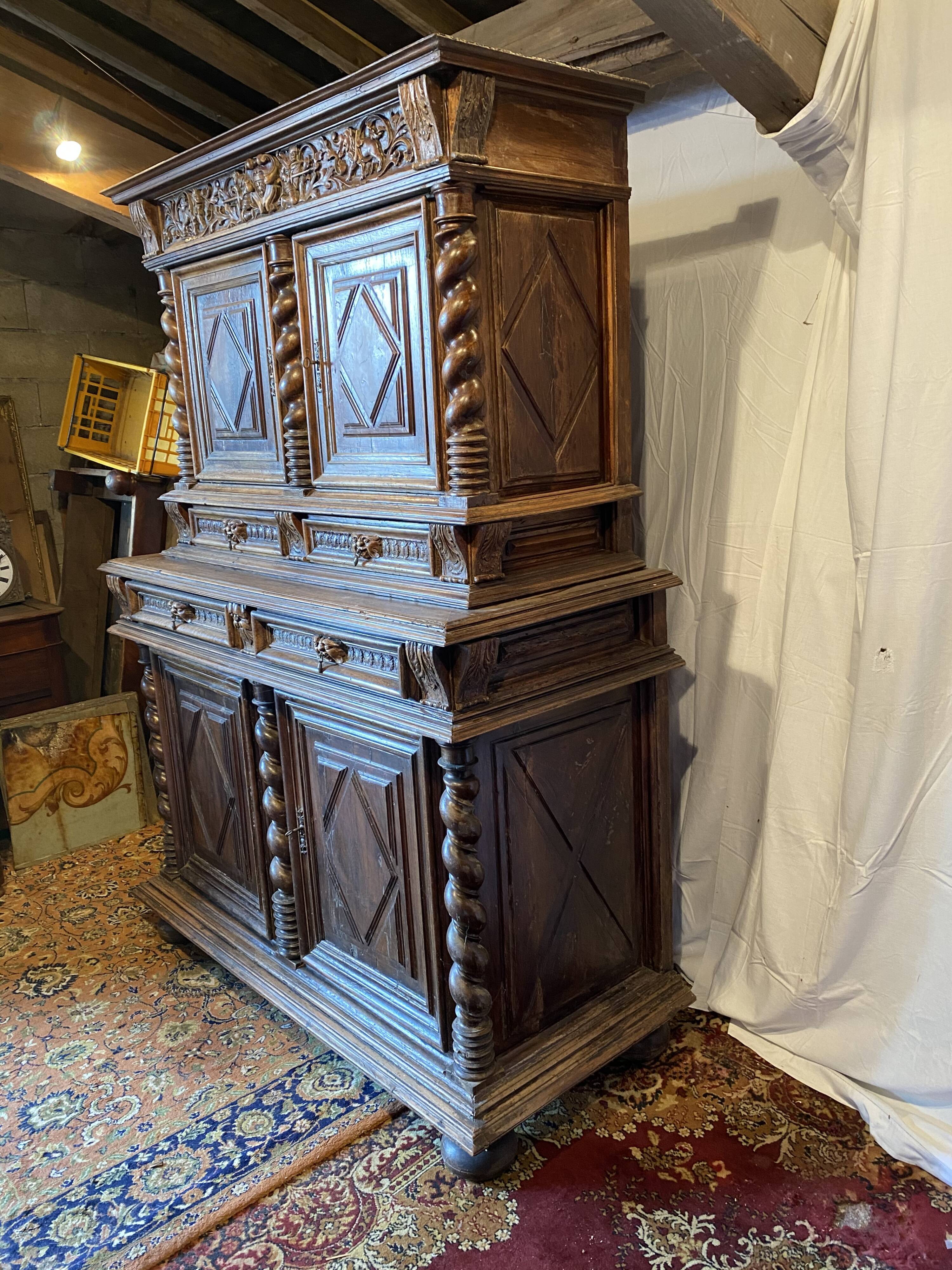 Louis XIII slimmed-down buffet