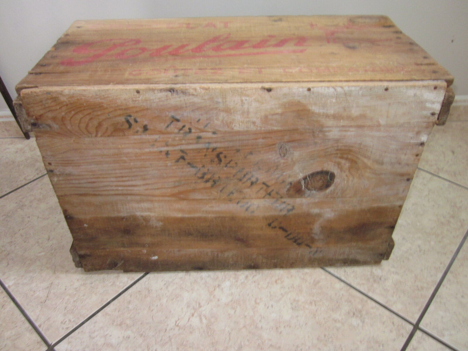 Poulin chocolate case