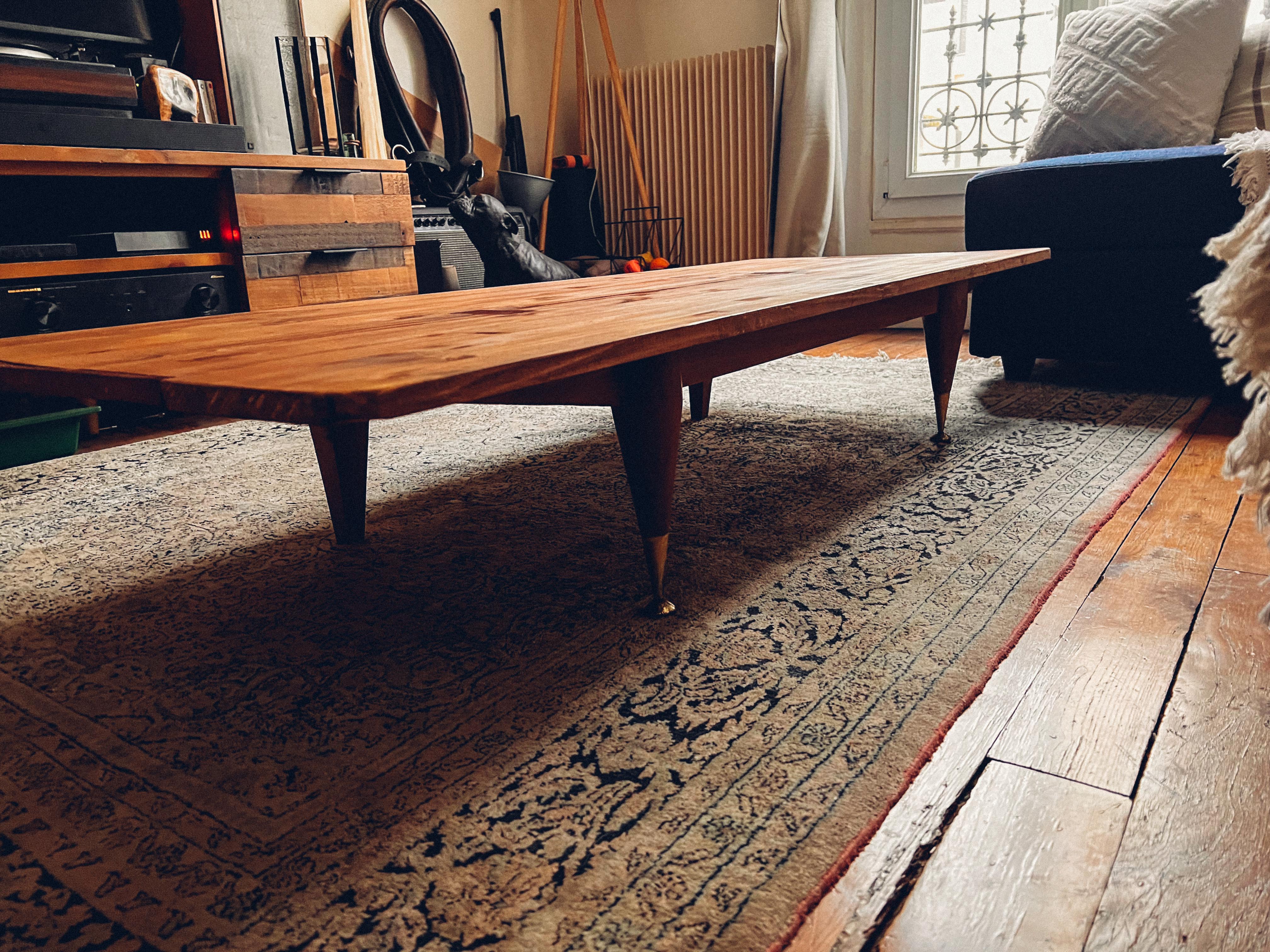 Coffee table in wood and brass
