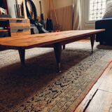 Table basse en bois et laiton