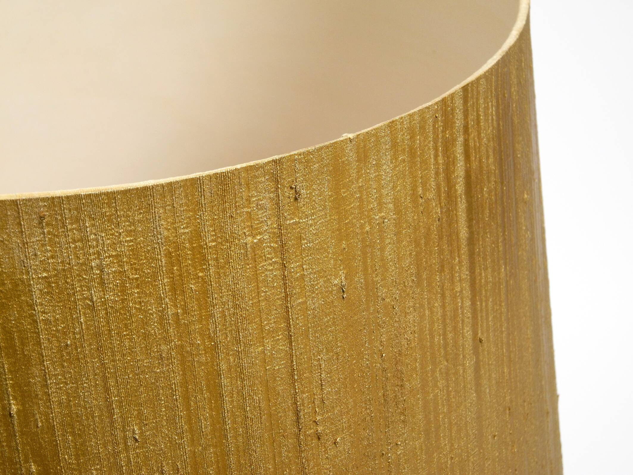 Grande lampe de table Putzler élégante des années 1970 avec corps en verre illuminé.