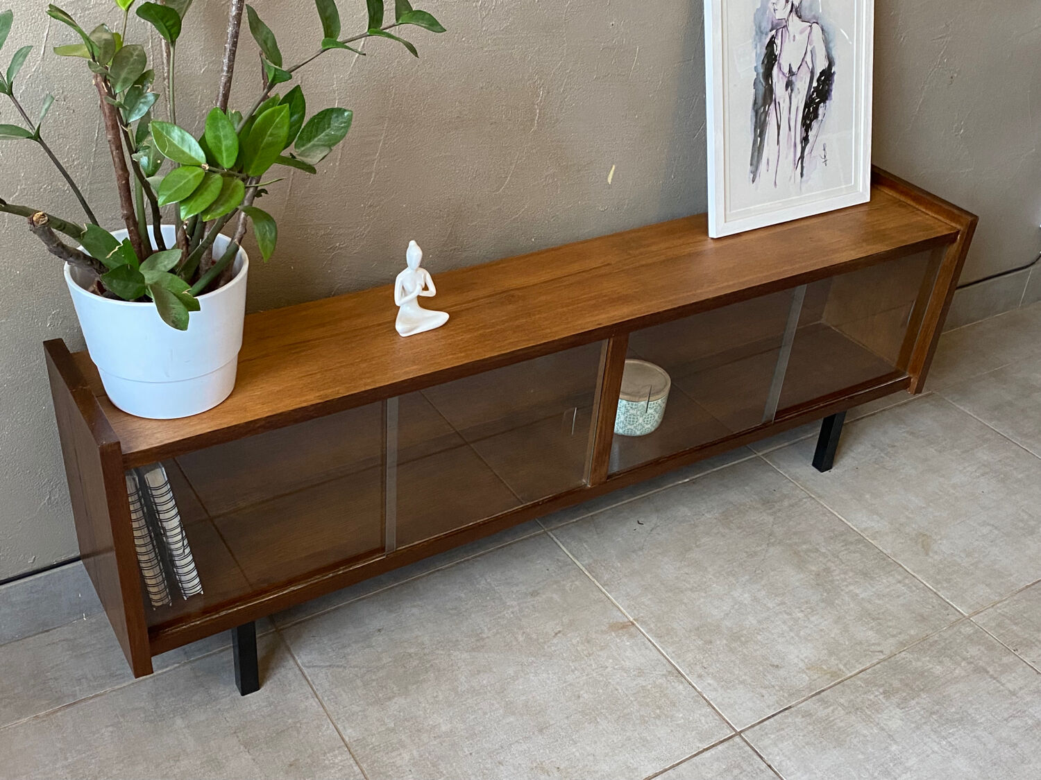 Mini vintage sideboard in vintage wood (removable windows)