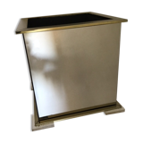 Cache pot mirror 70 years