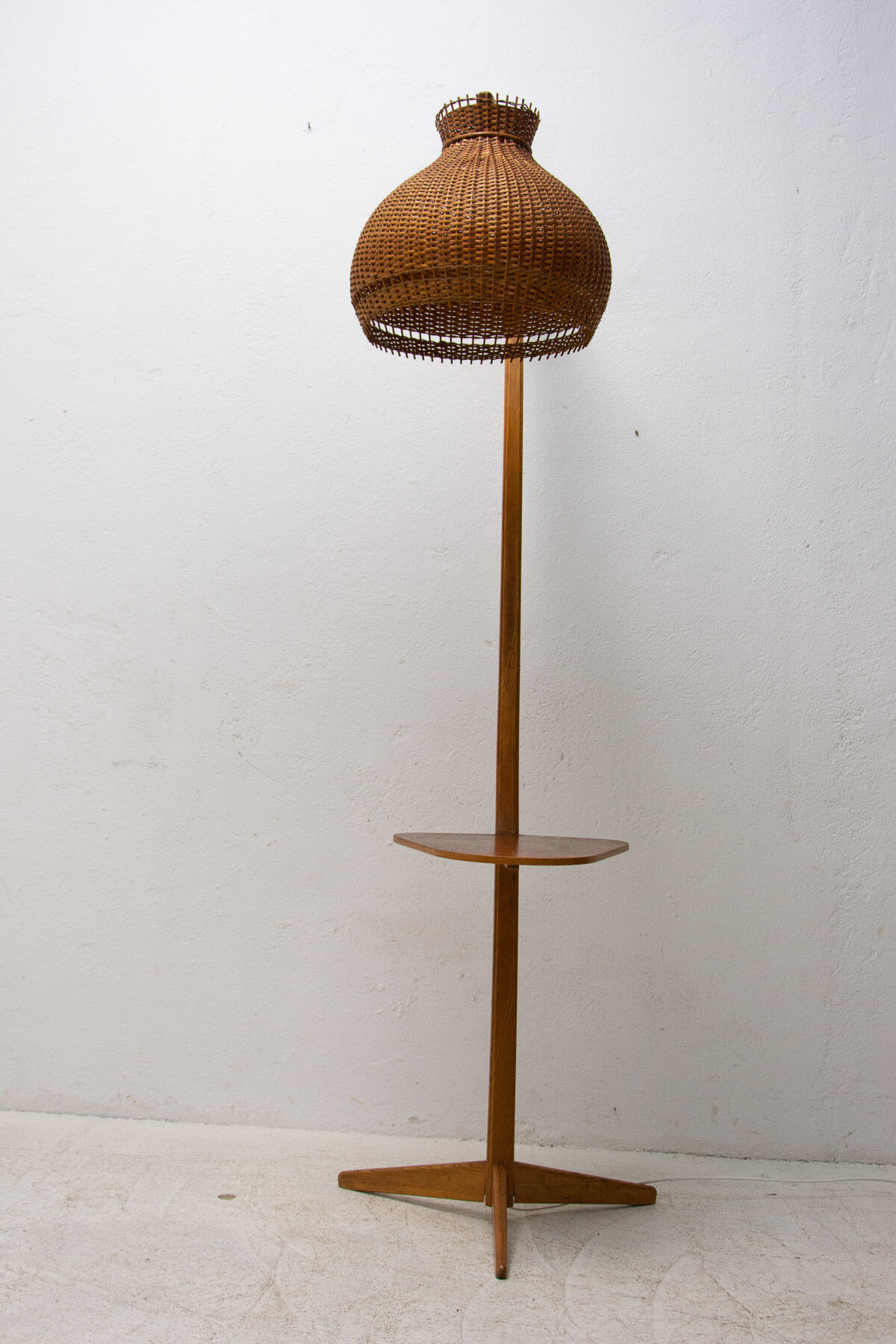 Mid century single floor lamp from Krasna Jizba, 1950´s, Czechoslovakia