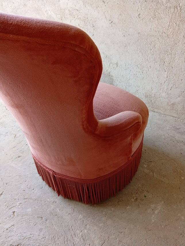 Vintage pink velvet toad