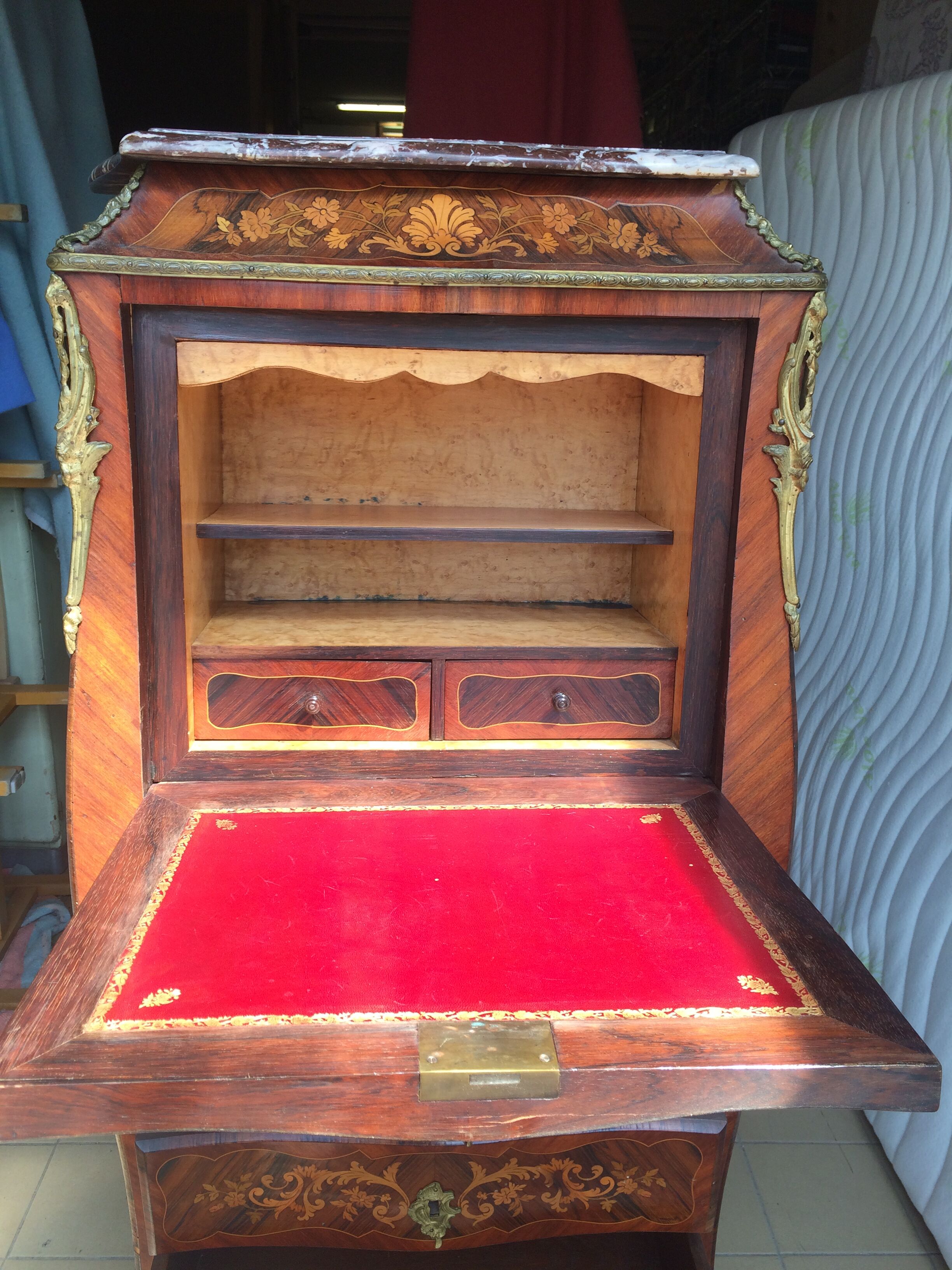 Dame secretary Louis XV style, curved, 4 drawers