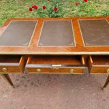 Louis XVI style bureau plat - Circa 1880 - In mahogany and mahogany veneer