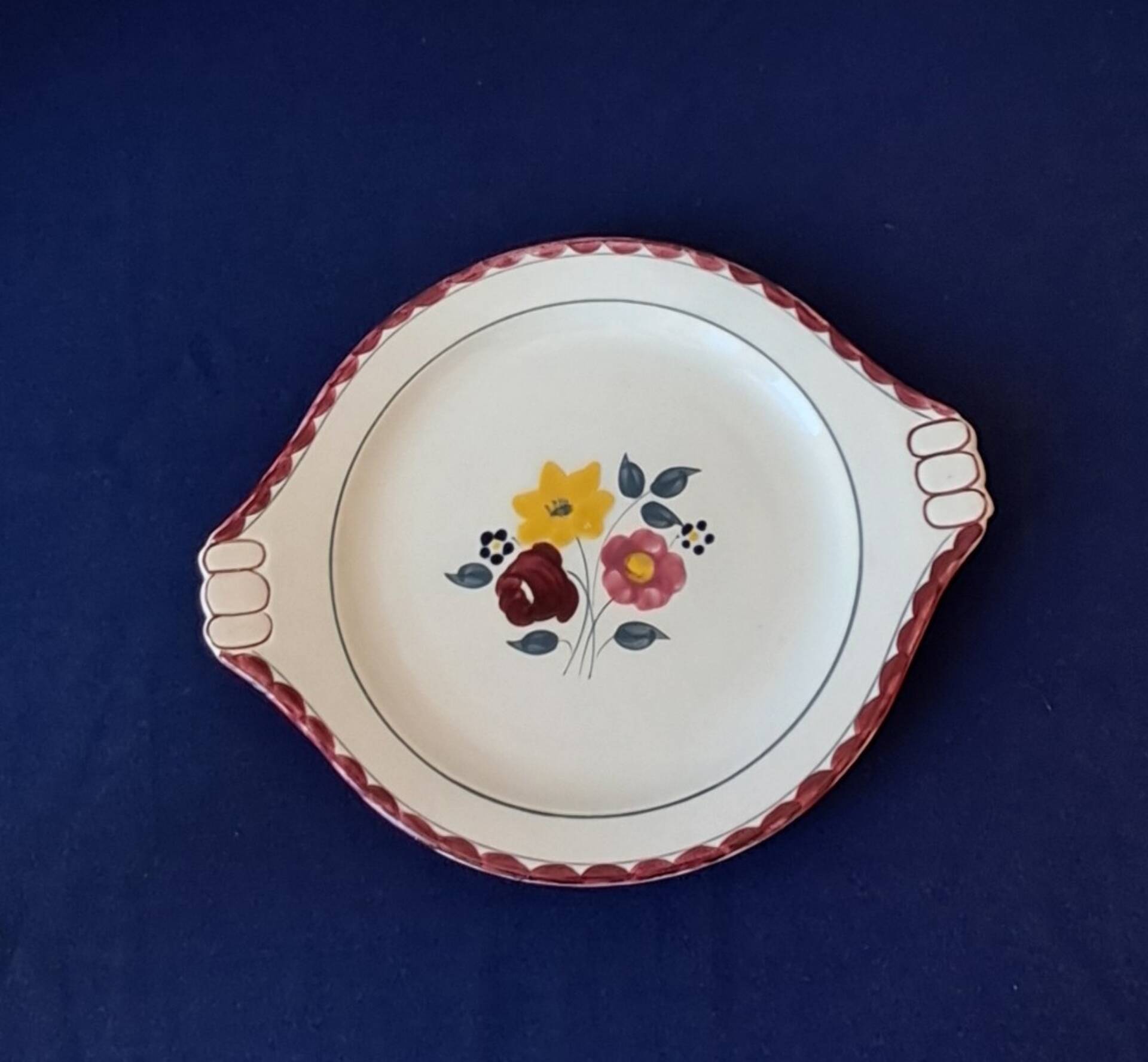 Divonne pie dish from Salins.