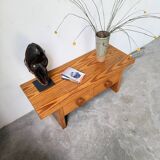 Meuble d’appoint bas style Perriand