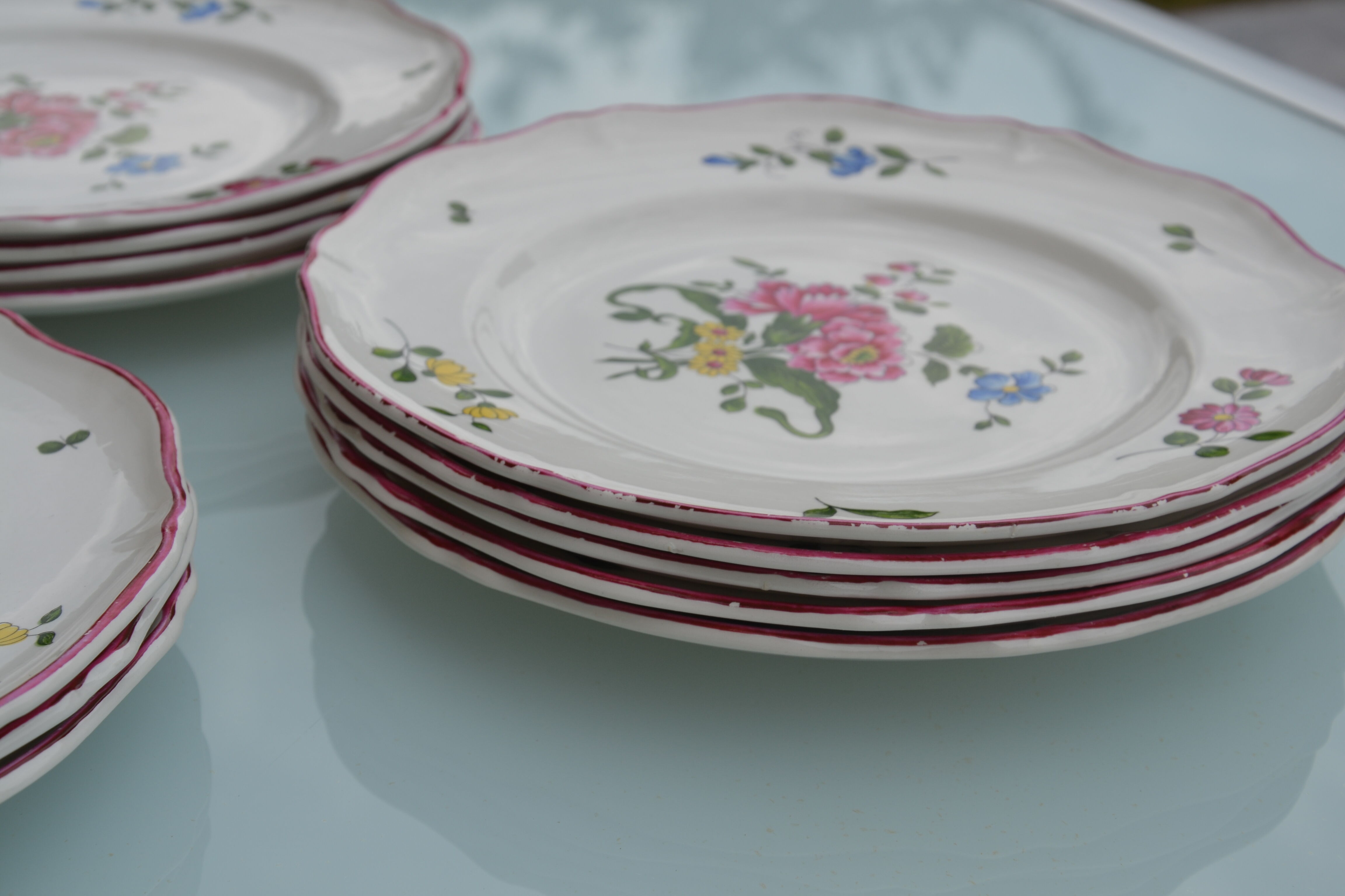 12 old St Amand flat plates 1713