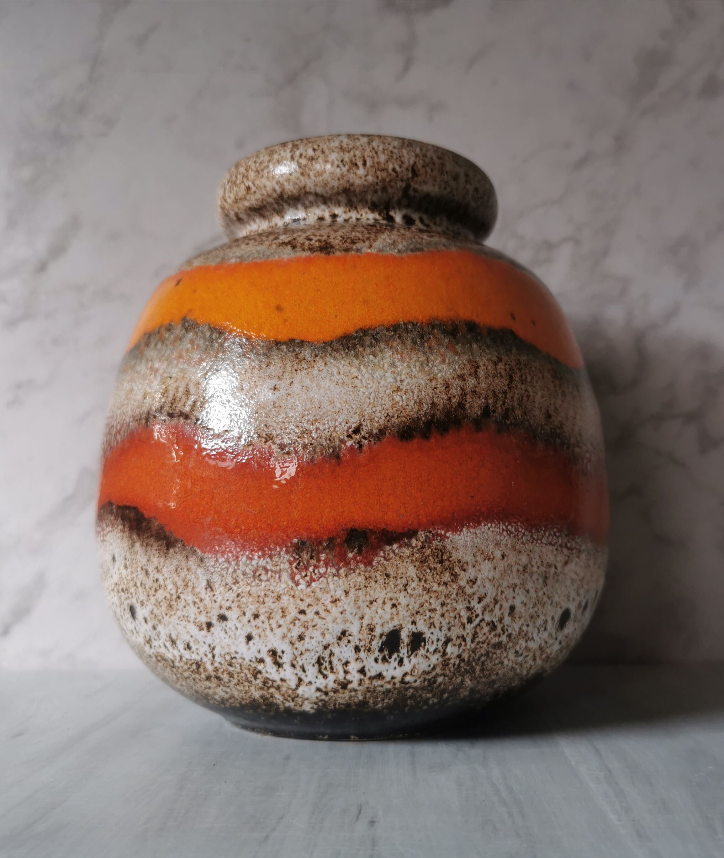 Vase ball fat lava Sheurich 284-19