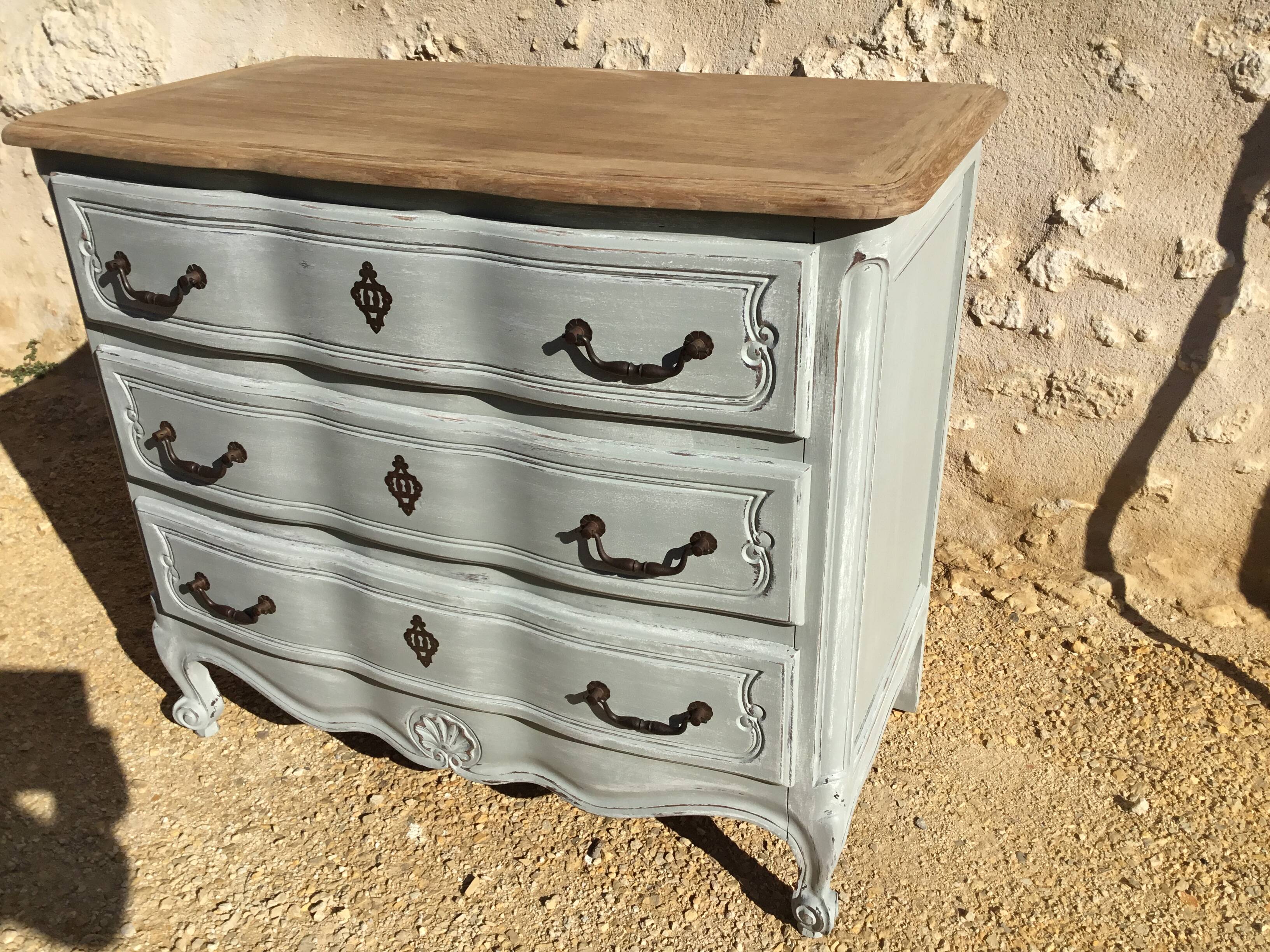 Louis XV style chest of drawers, patinated and waxed, natural wood top