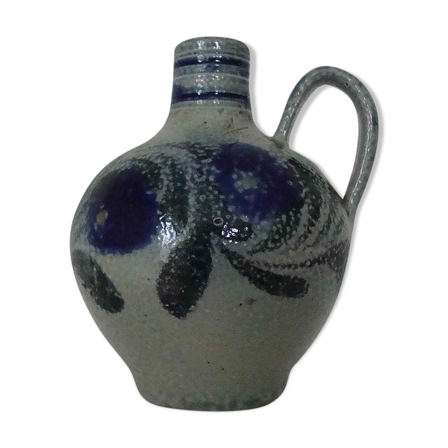 Small pitcher made of Alsace sandstone