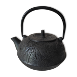 Cast-iron teapot