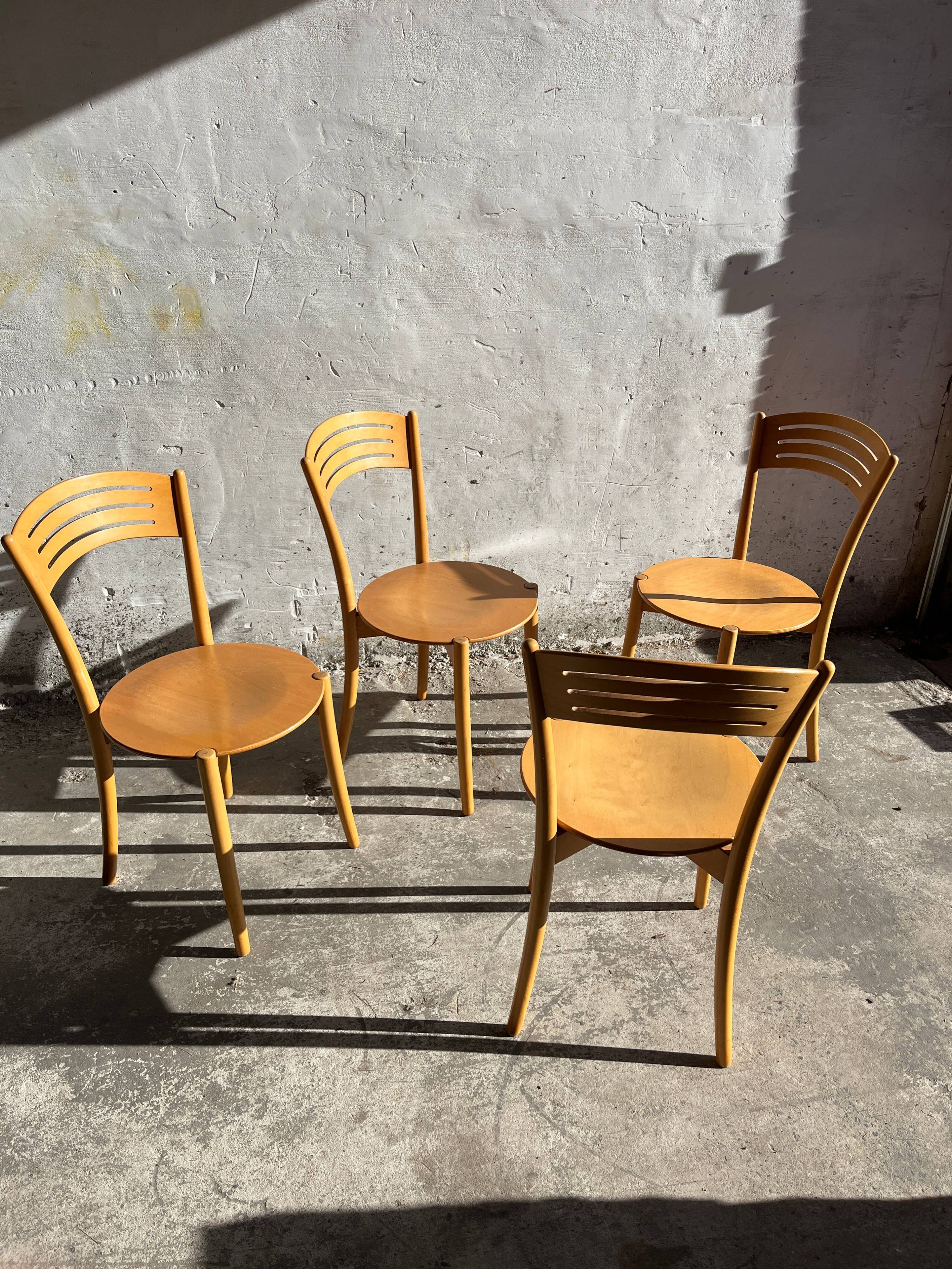 Vintage Italian bistro chairs, 1980s – set of 4
