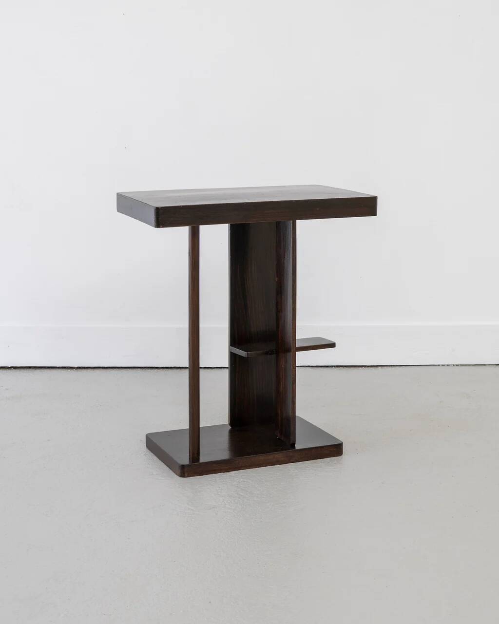 Table console moderniste, France, vers 1930