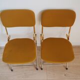 2 Vintage Eyrel folding chairs in mustard yellow and gold – Chic retro design