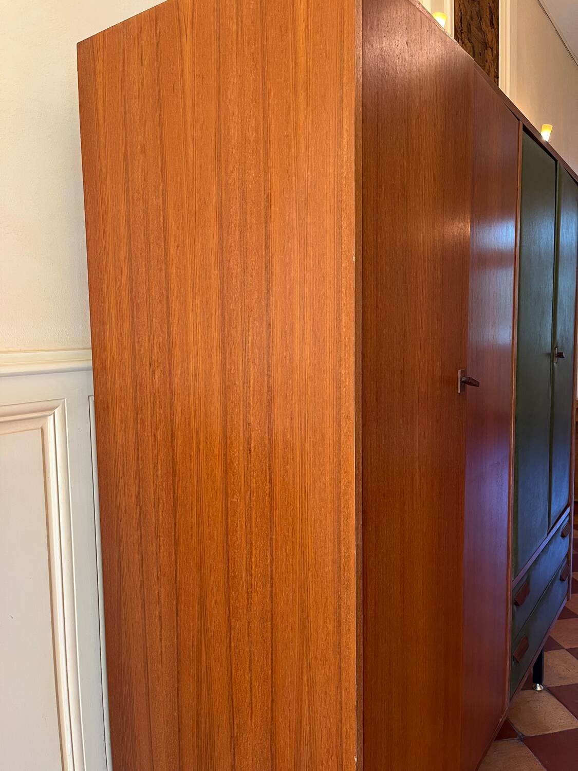 Regy edition wardrobe