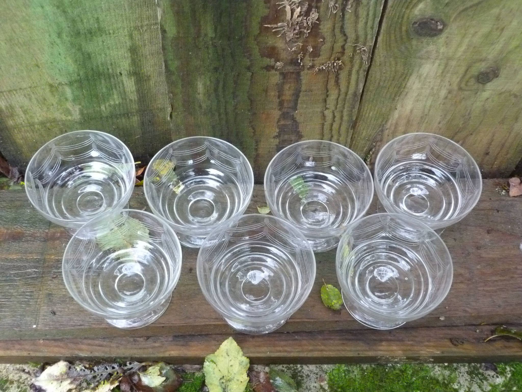 Set of 7 engraved crystal stemmed dessert cups