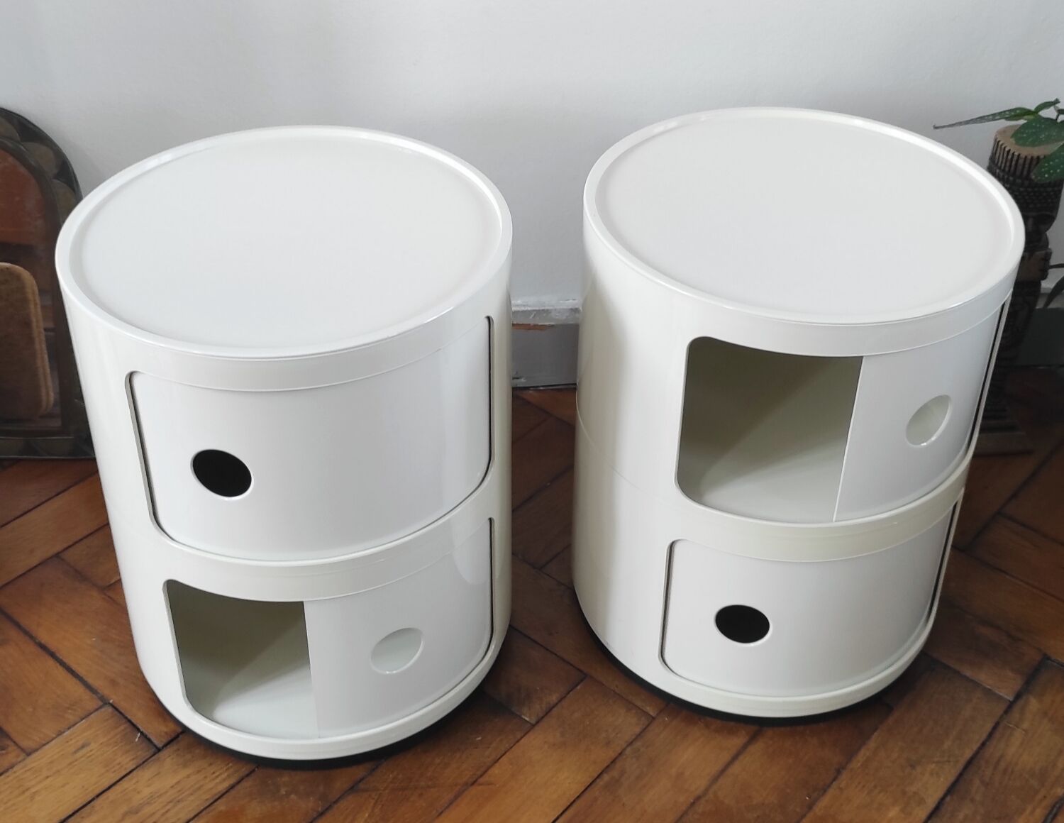 Pair of vintage white/cream Componibili bedside tables - Kartell
