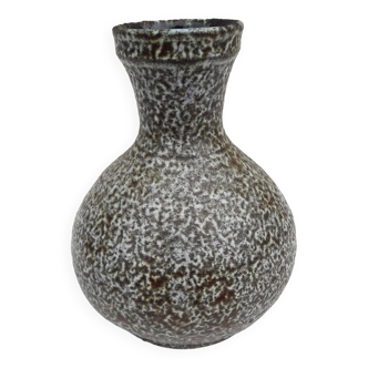 Ceramic vase